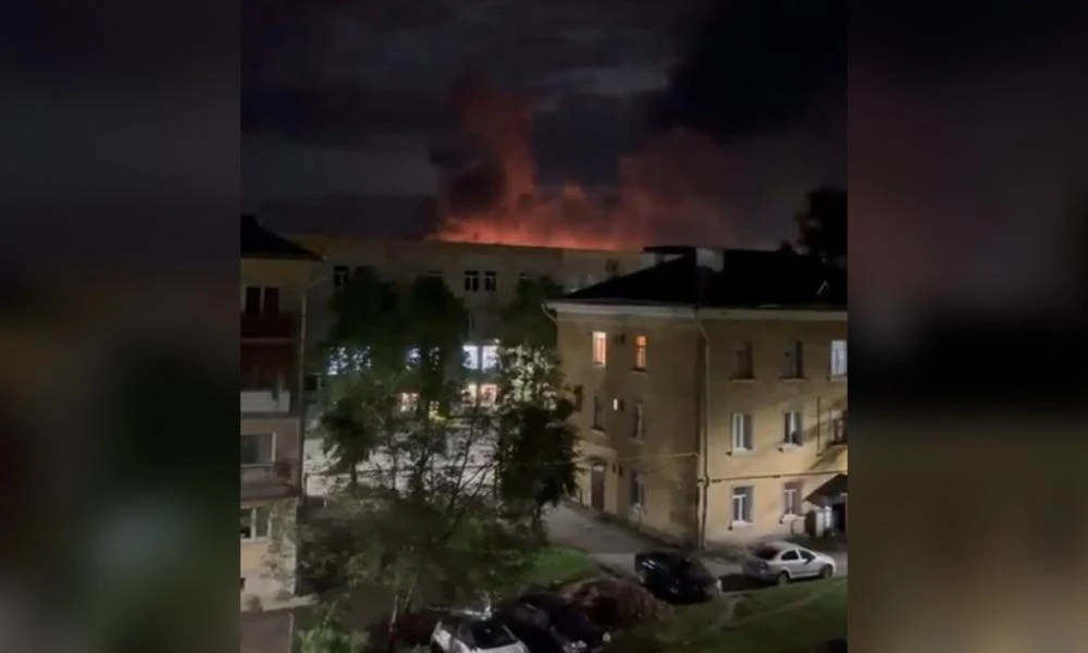 Ουκρανικά drones έπληξαν αεροδρόμιο στο Pskov - Kαταστράφηκαν στρατιωτικά μεταγωγικά αεροσκάφη